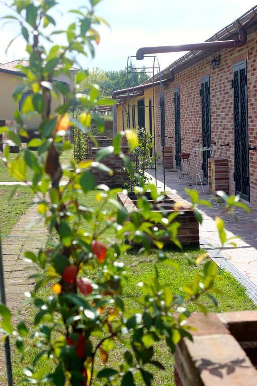 Agriturismo Sentiero Delle Fiabe Villa ซีโรโล ภายนอก รูปภาพ